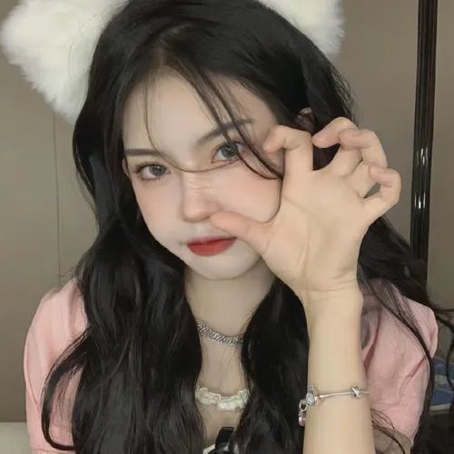 珊珊小传